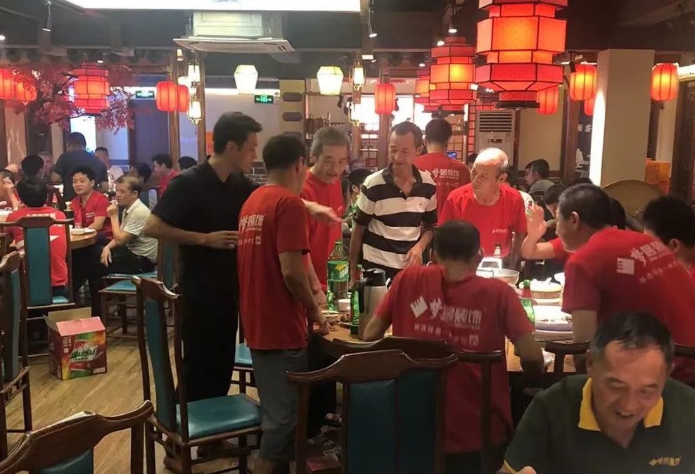 廣東夢(mèng)居裝飾端午家宴，祝愿大家健康幸福，萬(wàn)事如意，平安吉祥！