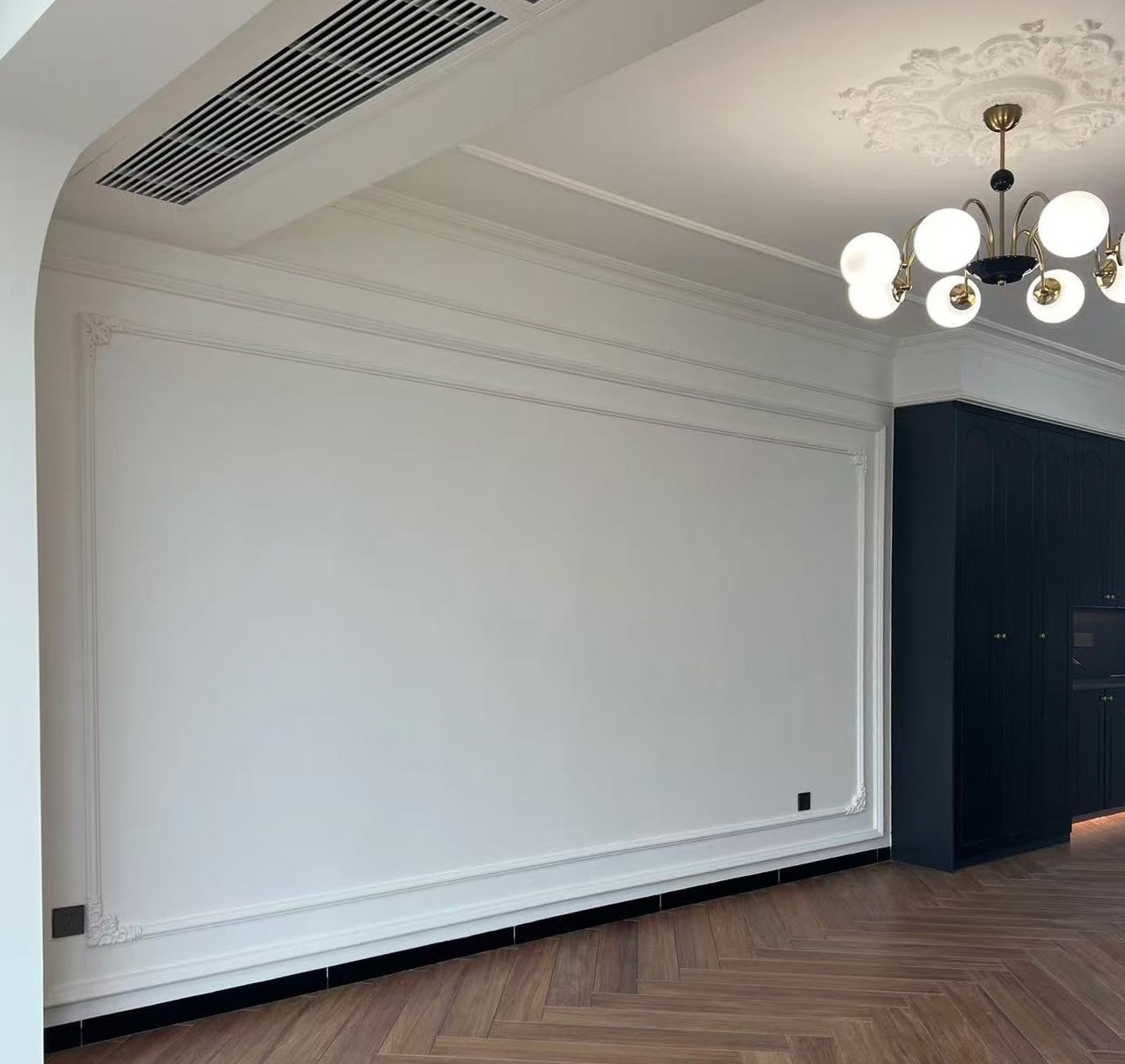 黑白灰法式復古風落地